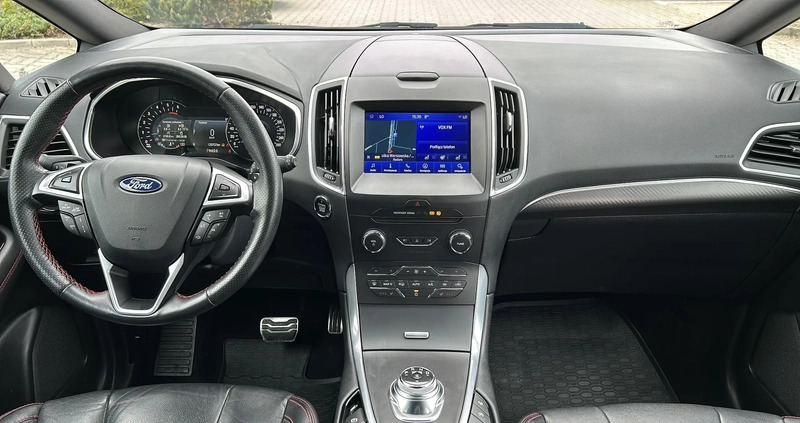 Ford S-Max cena 99800 przebieg: 129432, rok produkcji 2019 z Piastów małe 596